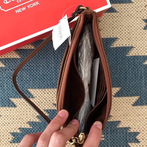 Coach leather wristlet purse NWT! - Picture 4 of 4